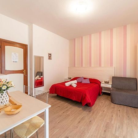 B&B Villa Montreux Rimini Extérieur photo