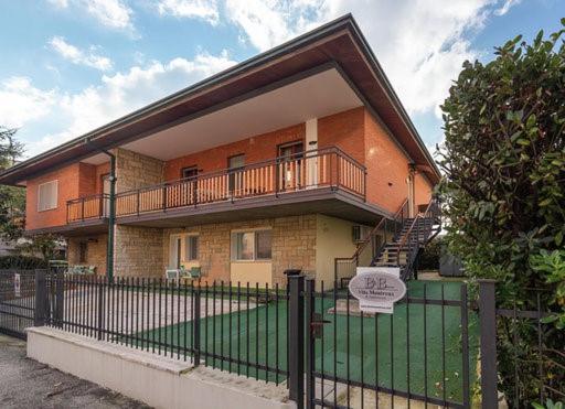 B&B Villa Montreux Rimini Extérieur photo