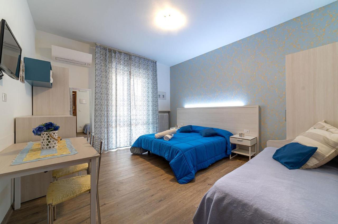 B&B Villa Montreux Rimini Extérieur photo