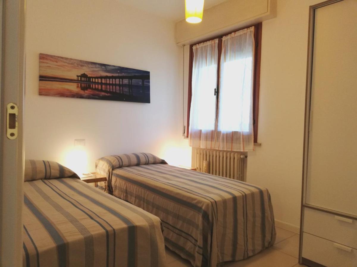 B&B Villa Montreux Rimini Extérieur photo